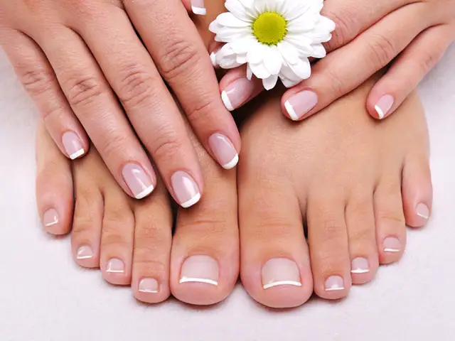 Burhaniye Pedikürcü